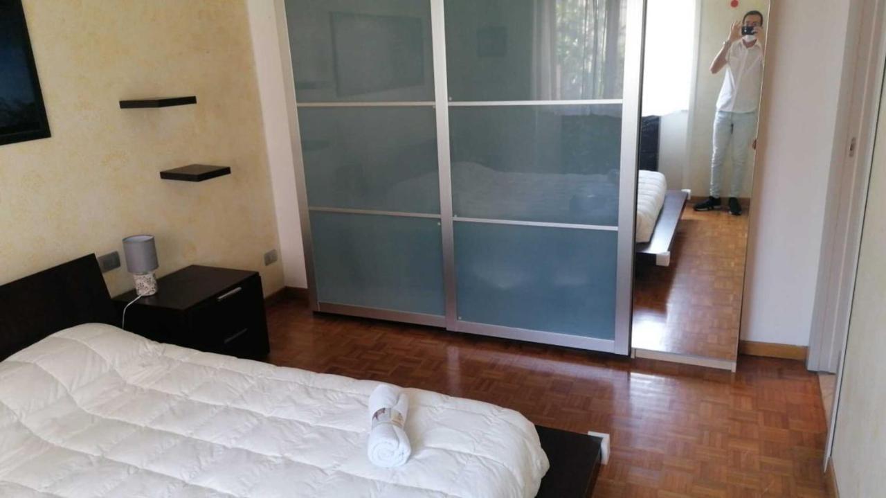 Impeccable Bnb In Milan Next To M1 Metro 10 Mins Away From Duomo Wi-Fi Feel Like Home Exterior photo